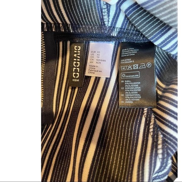 H&M 2 piece outfit. Shirt and skirt navy blue and white - Picture 11 of 16